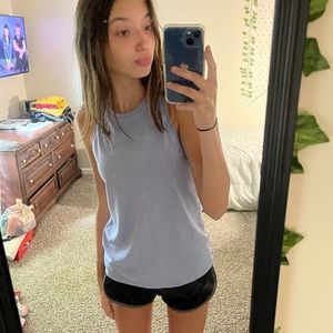 nike dry fit tank top only worn once